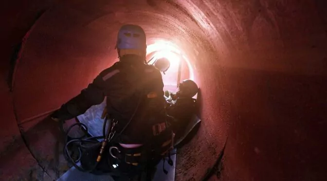 This High Risk Confined Space training is the ideal course for anyone working in a high risk environment.