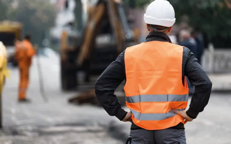 NRSWA Supervisor supervising streetworks